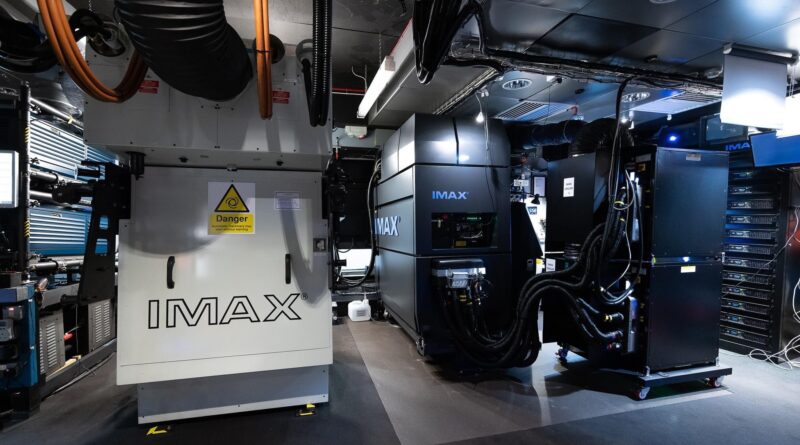 IMAX PROJEKSİYON ODASI